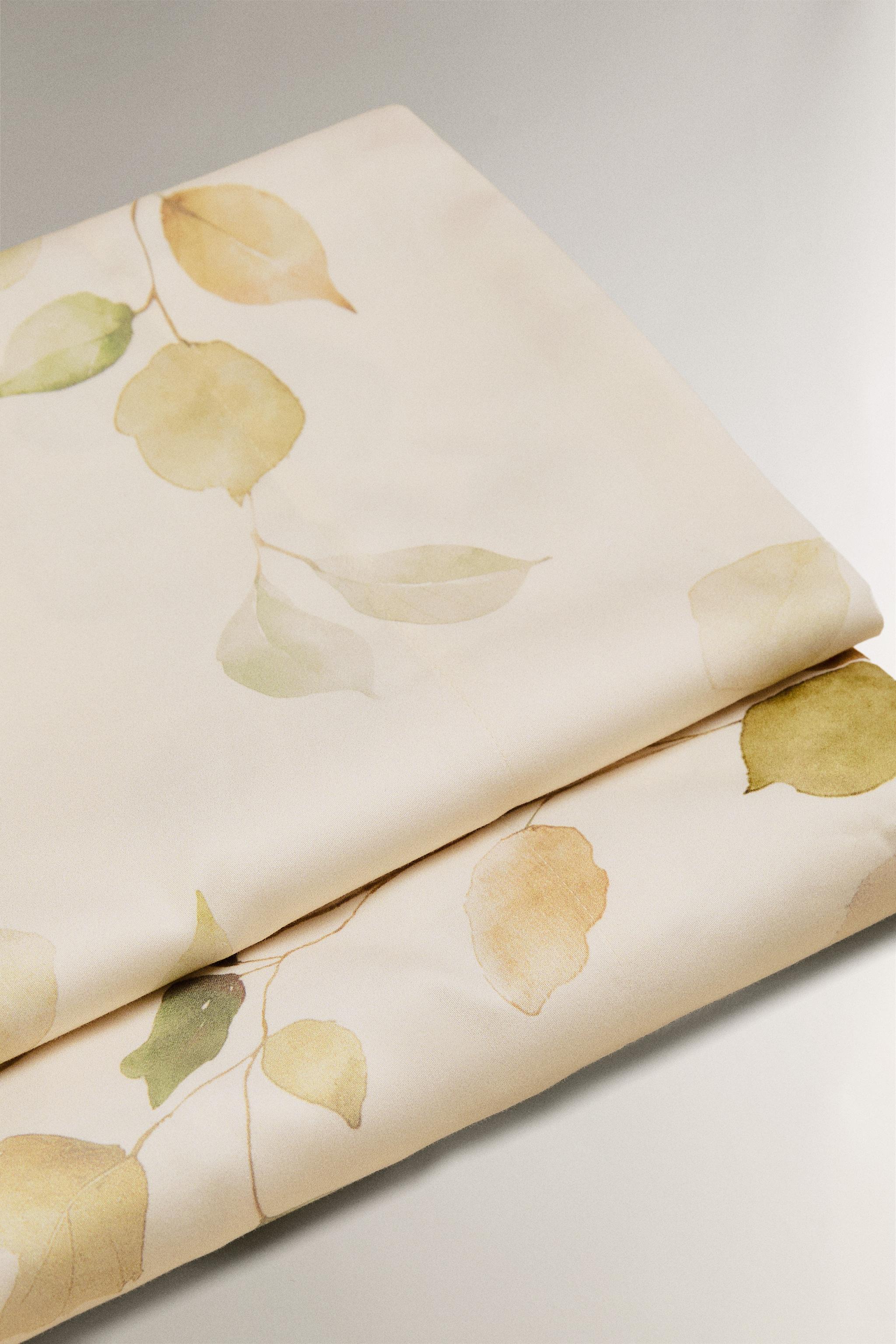 SATEEN FLAT SHEET WITH LEAF PRINT
