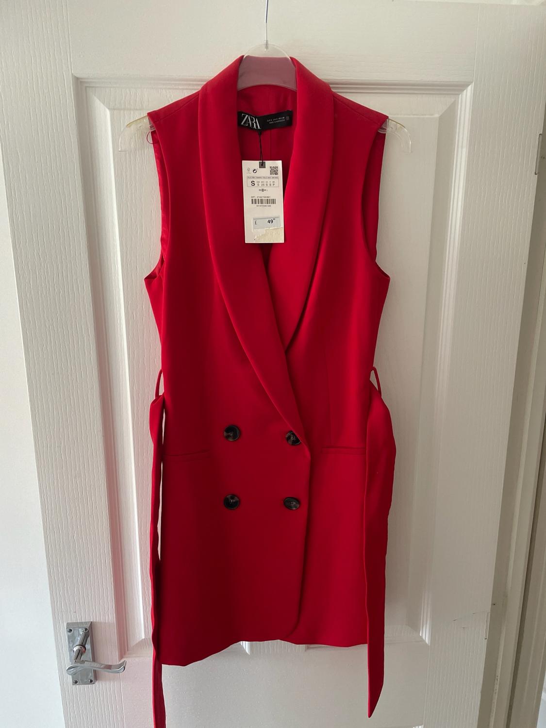 WAISTCOAT WITH TIE BELT - Image 3