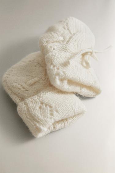 CHAUSSONS BÉBÉ CACHEMIRE - Blanc cassé de Zara - Image 2