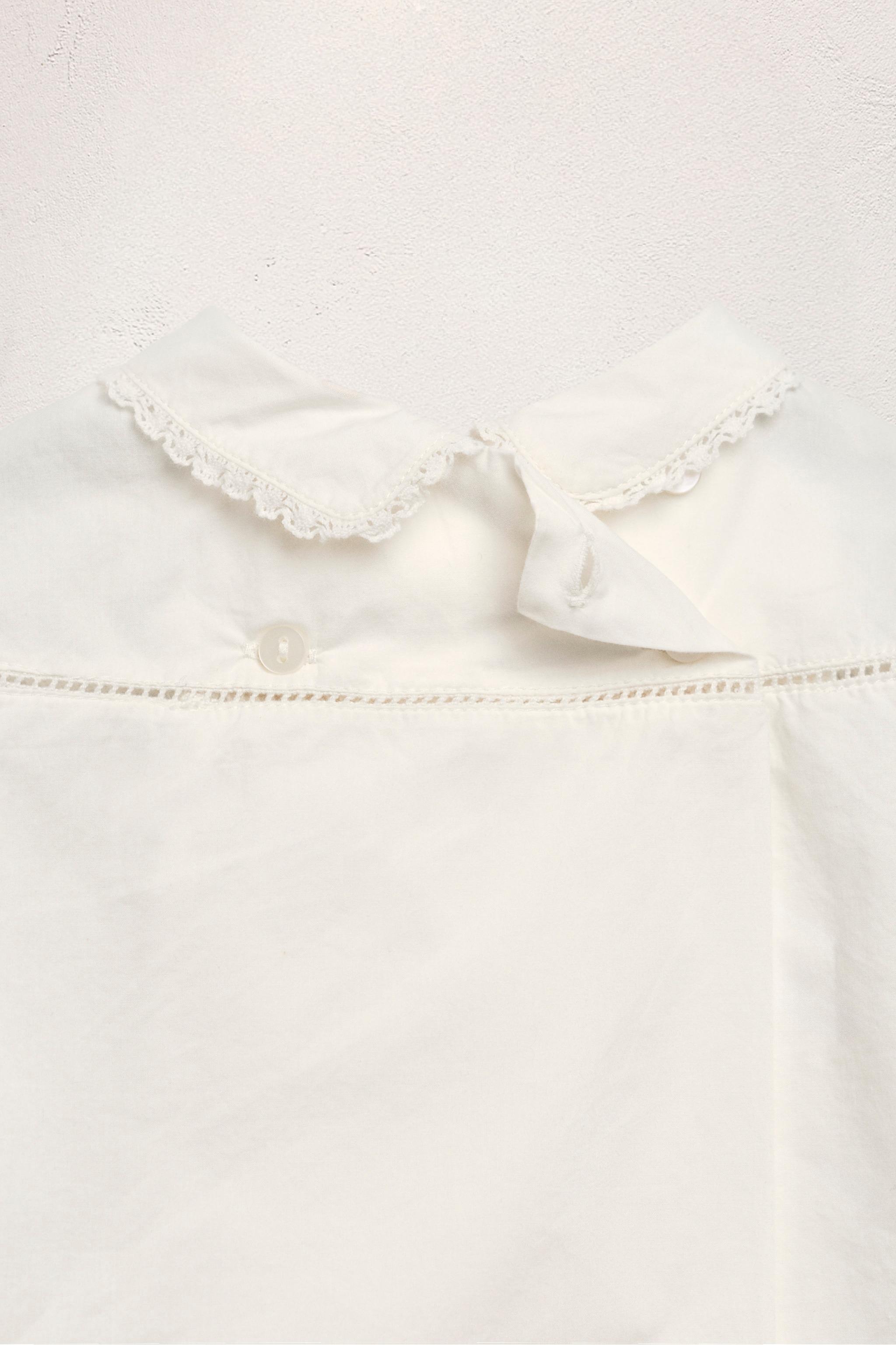 1 MONTH - 3 YEARS/ LIMITED EDITION POPLIN SHIRT AND EMBROIDERED FLOWER BLOOMERS SET