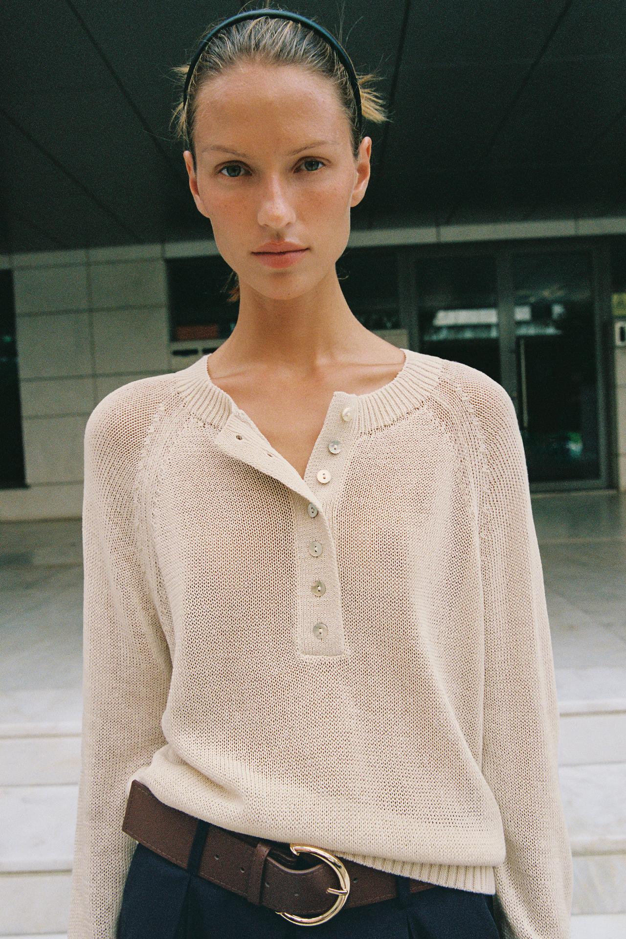 BUTTON KNIT JUMPER — Ecru