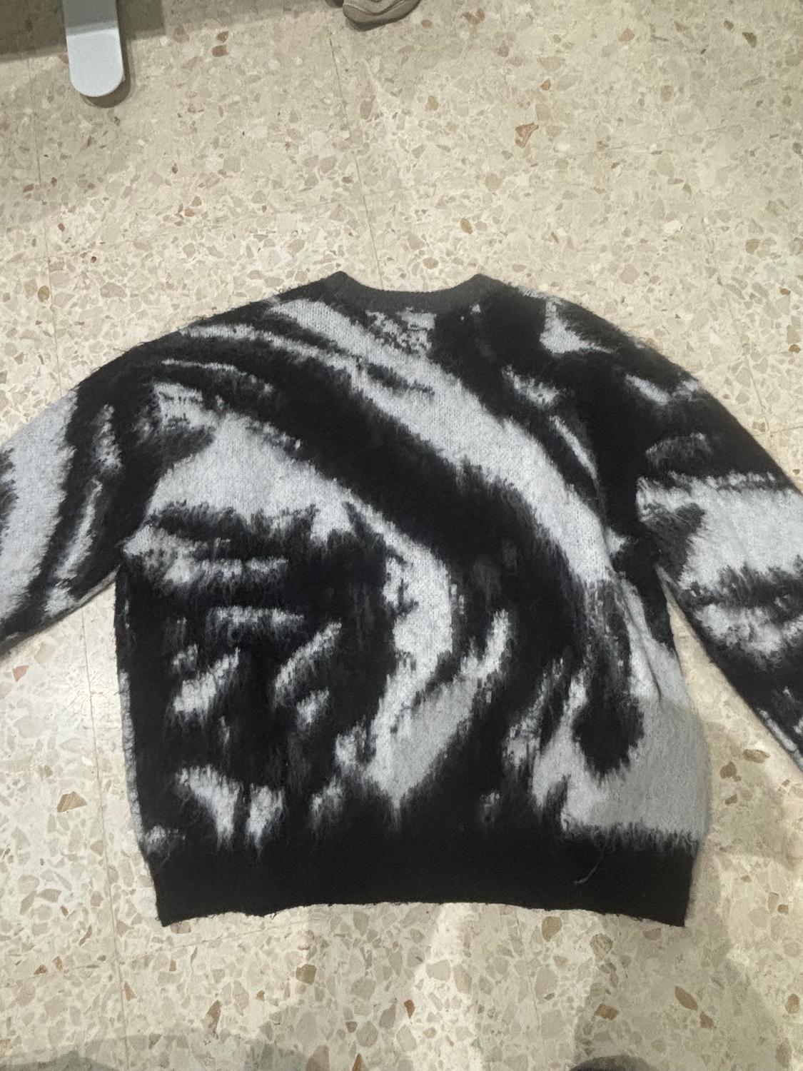 BRUSHED JACQUARD SWEATER - Image 2