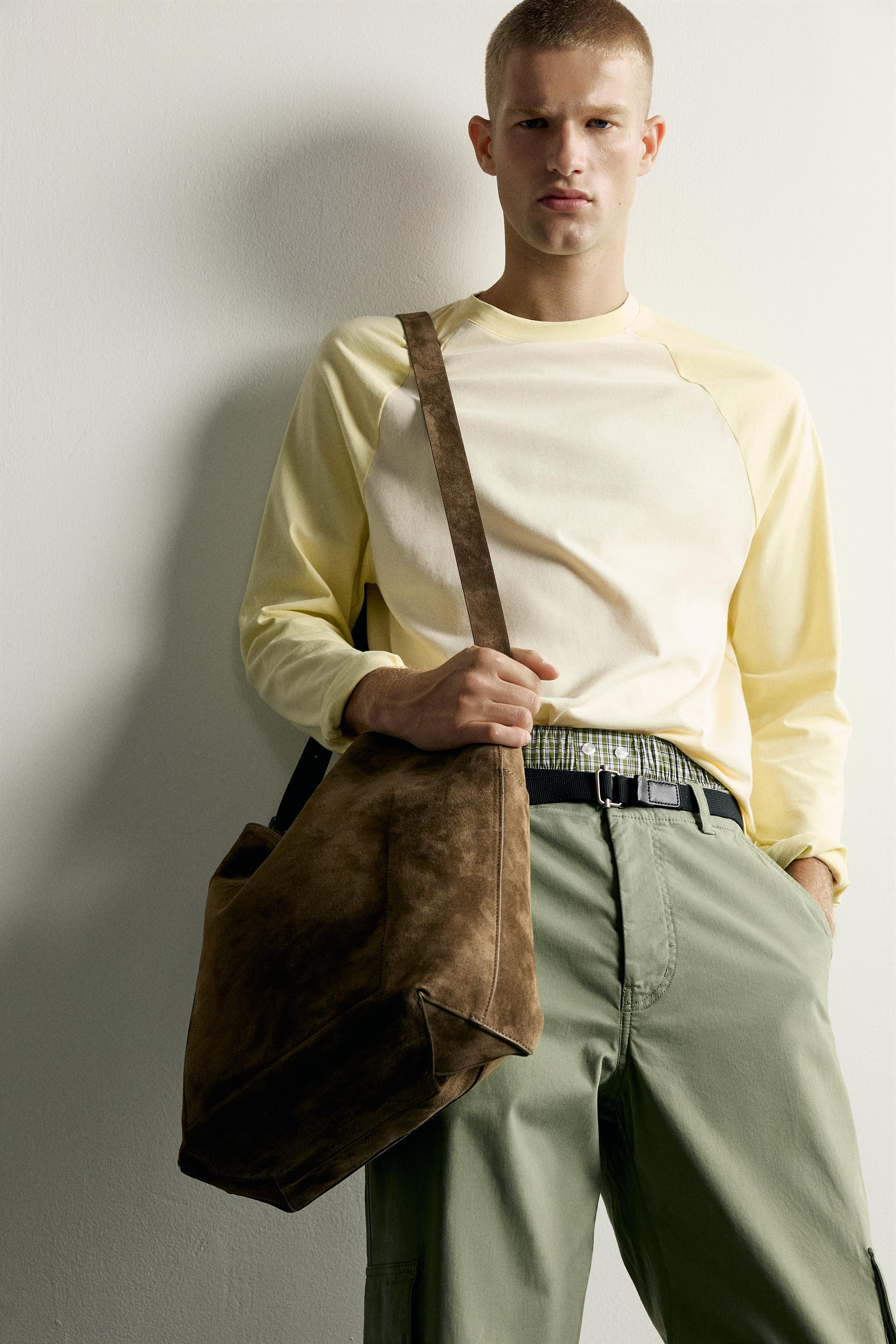 RELAXED FIT COLOR BLOCK T-SHIRT
