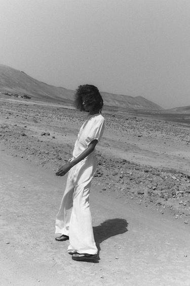 BLUSA MANGA ABULLONADA ZW COLLECTION - Blanco roto de Zara