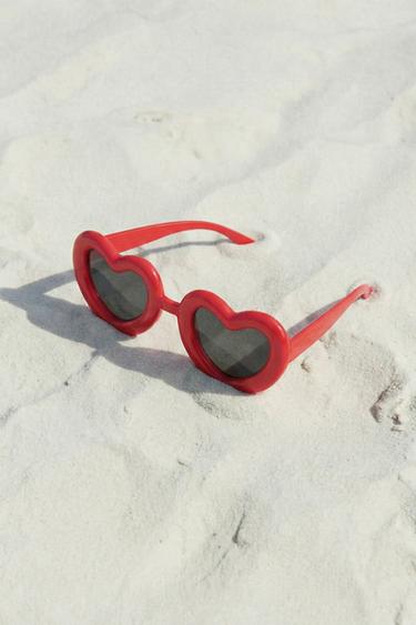 HEART-SHAPED SUNGLASSES - Red by Zara