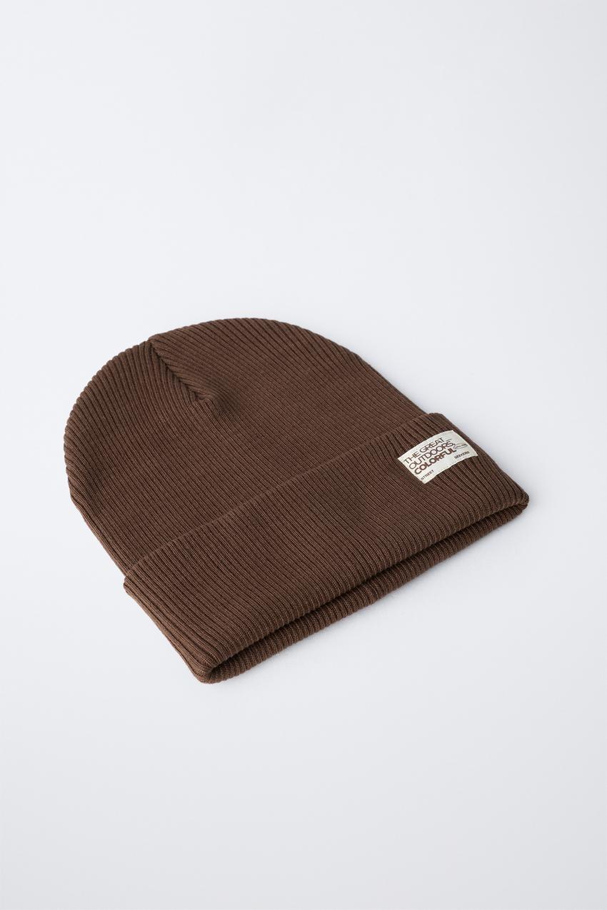 RIBBED KNIT HAT WITH LABEL