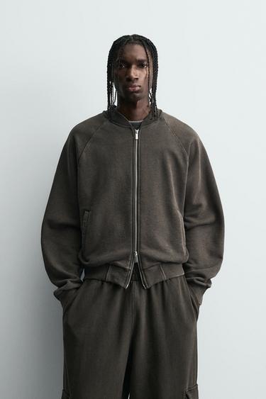 CHAQUETA BOMBER LAVADA - Marrón de Zara
