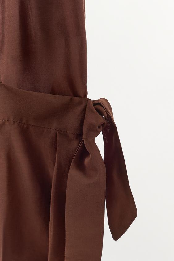 SHORT EN MÉLANGE DE VISCOSE AVEC POCHES - Marron foncé de Zara - Image 7