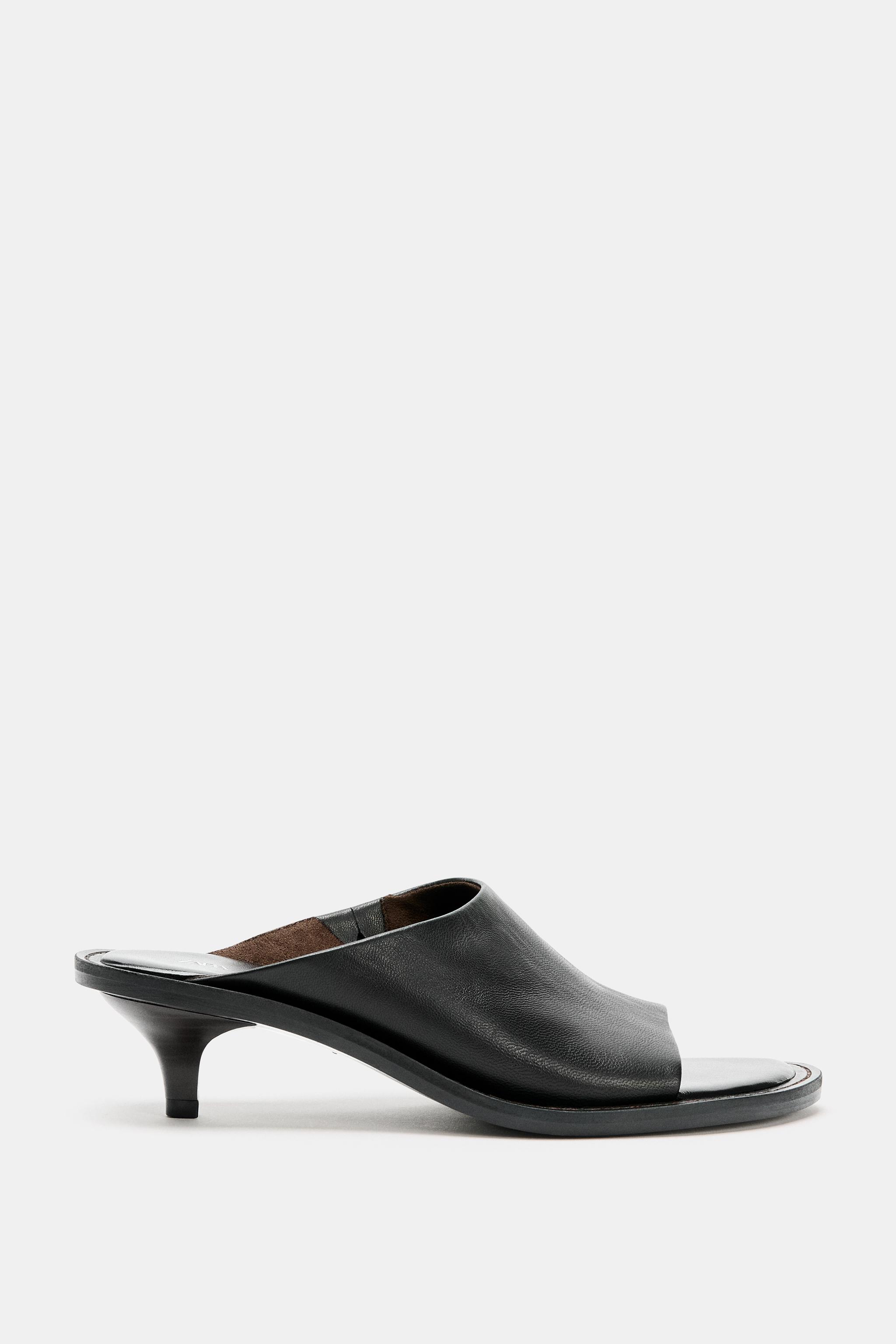 SANDALES EN CUIR MULE