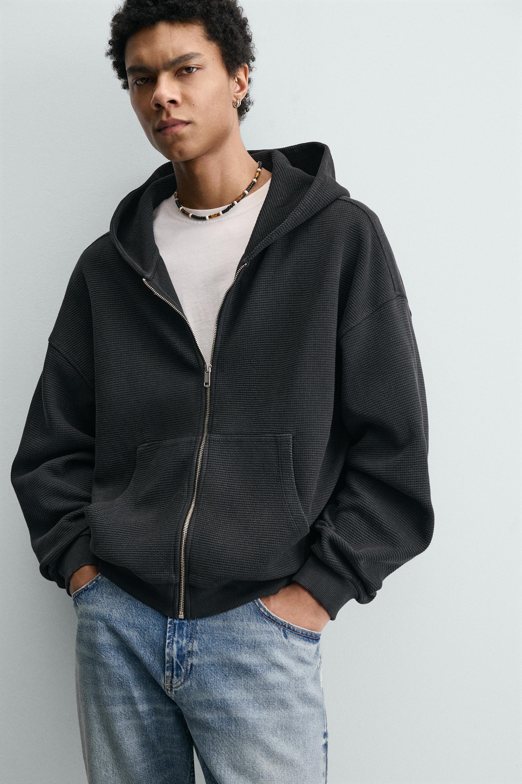 HOODIE WAFFLE DÉLAVÉ À CAPUCHE