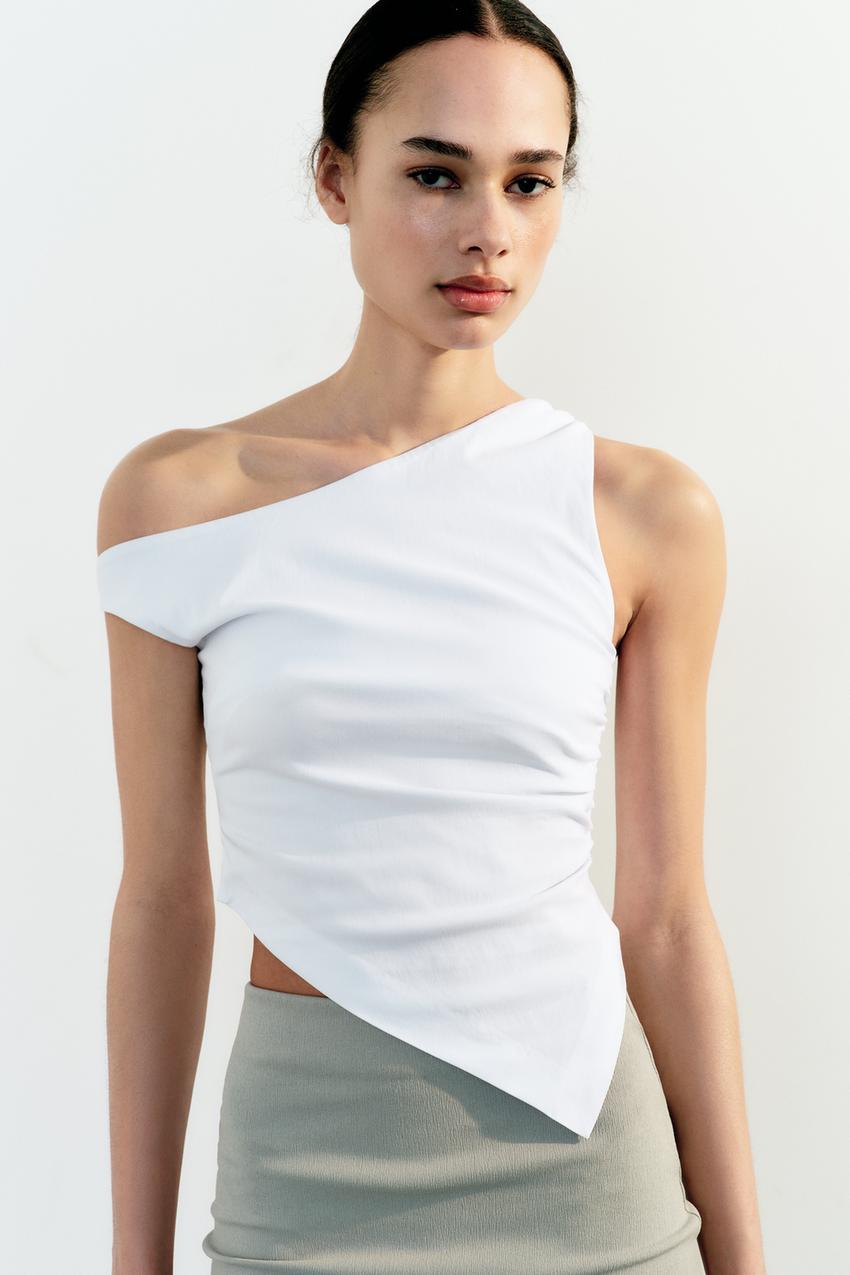 ASYMMETRIC EXPOSED SHOULDER TOP - White