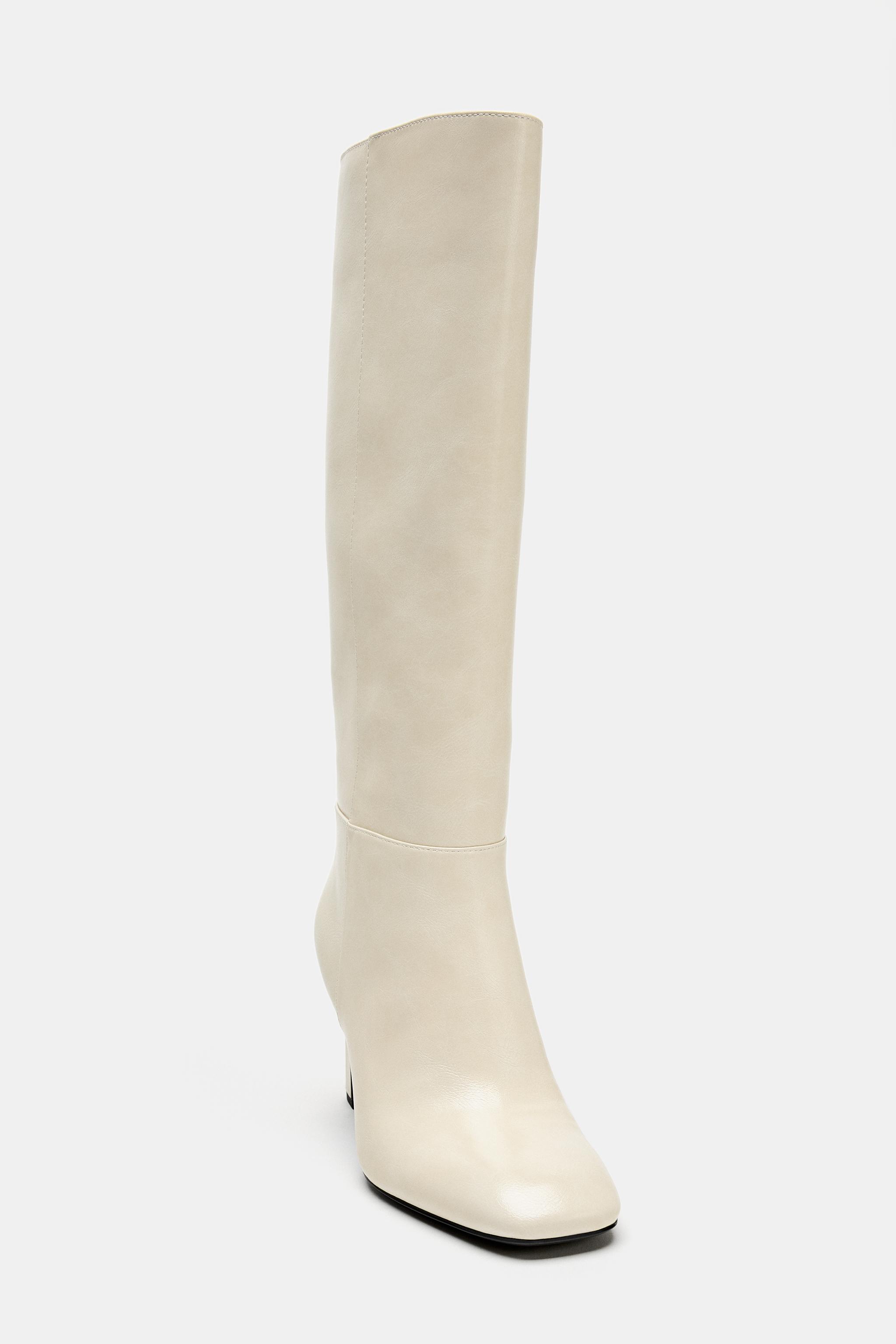 BOTTES À TALONS LARGES