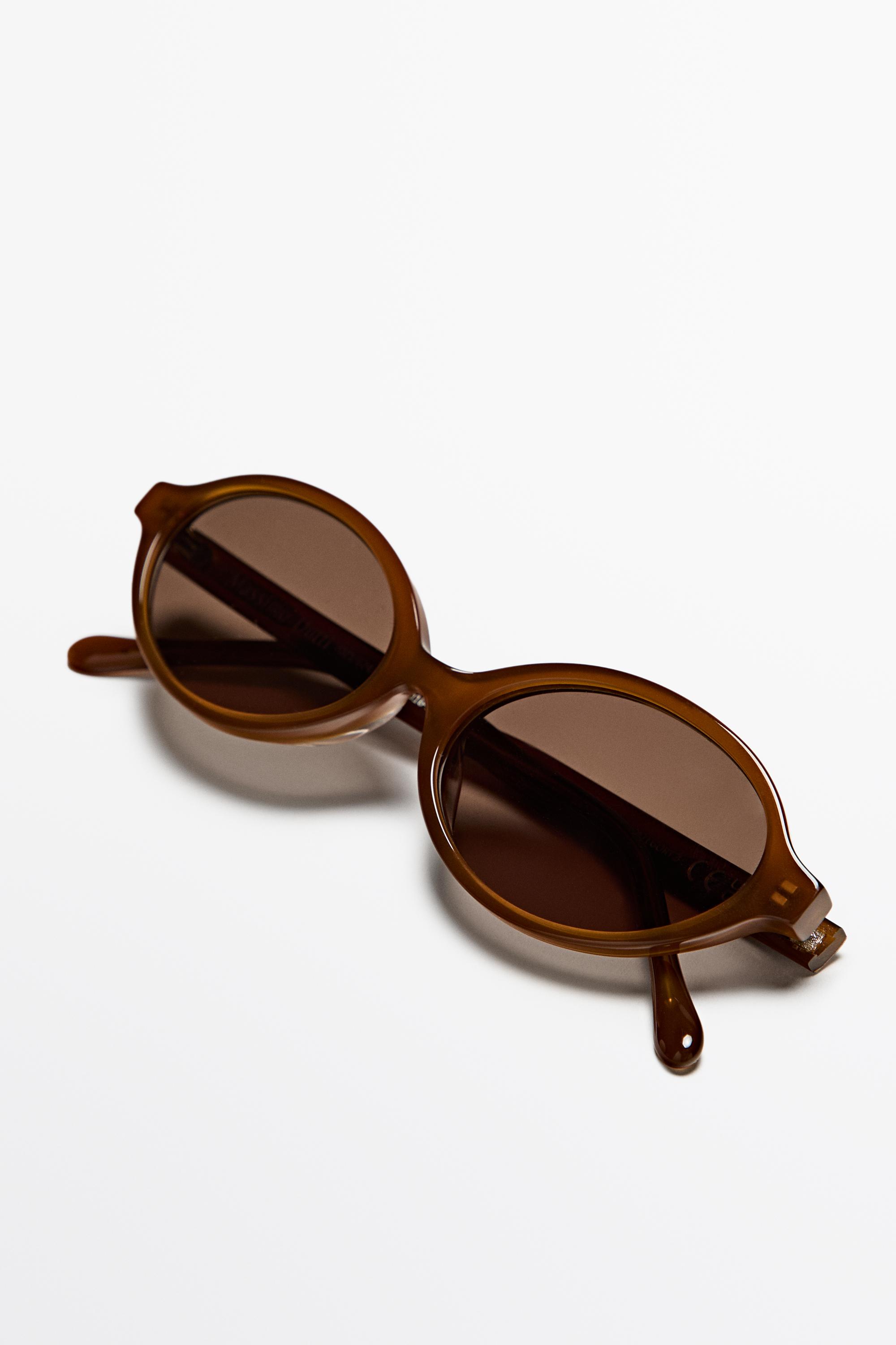 Round sunglasses