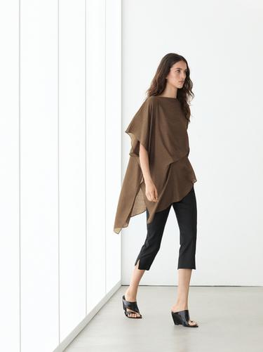Blouse fluide asymétrique style cape - 549 de Zara