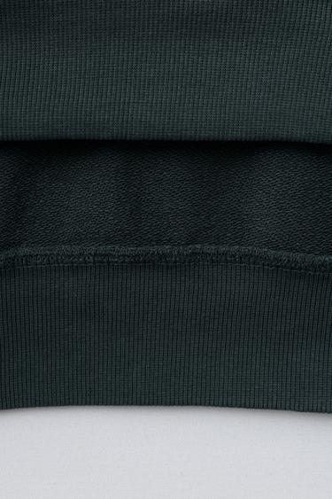 SWEAT TEINT EN PIÈCE ÉTIQUETTE - Vert émeraude de Zara - Image 3