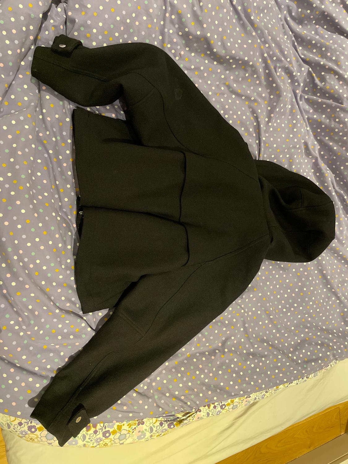 BLACK JACKET - Image 2