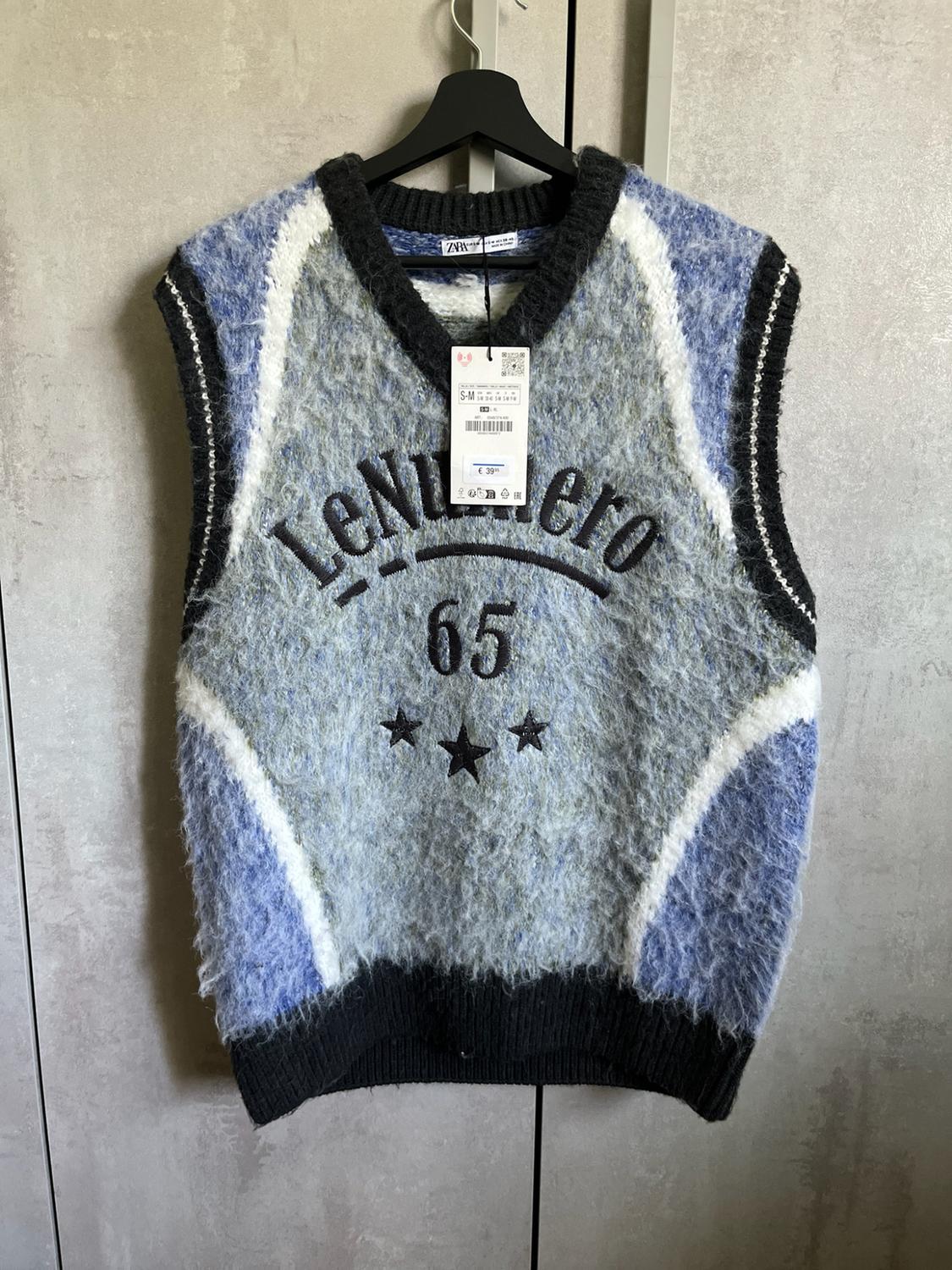 TEXTURED KNIT WAISTCOAT WITH EMBROIDERY - Image 3