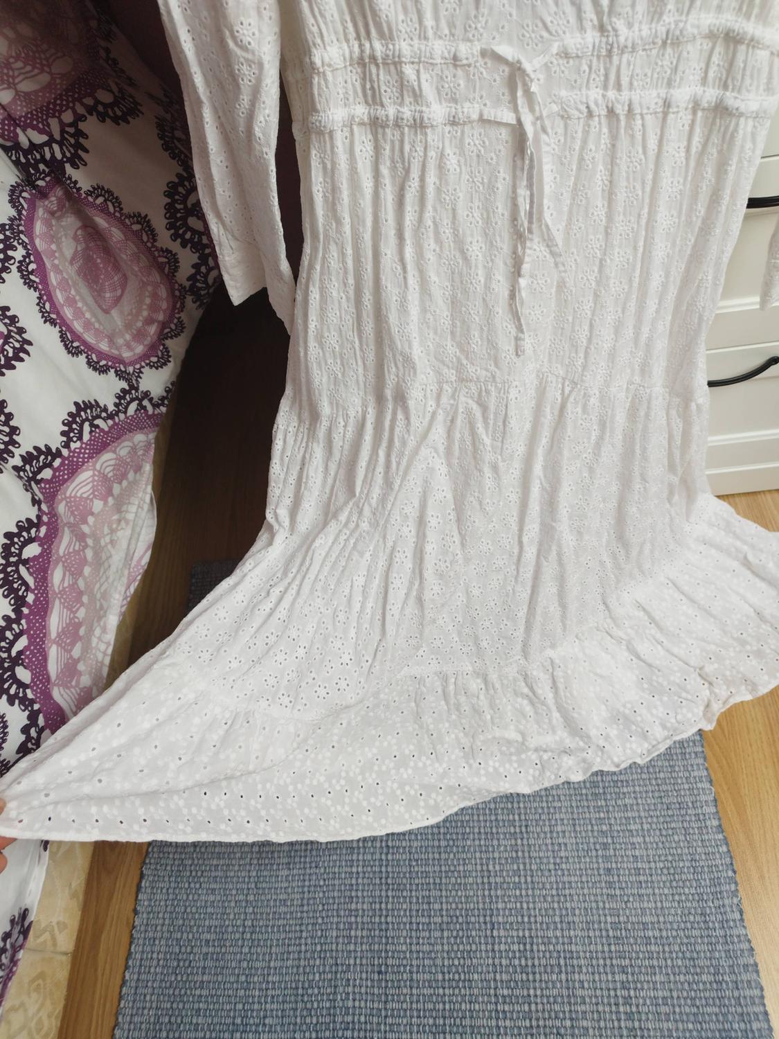 DRESS WITH CUTWORK EMBROIDERY - Image 5