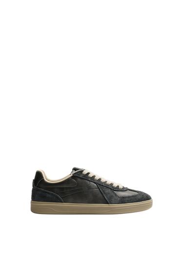 ZAPATILLA ESTILO RETRO - Negro de Zara