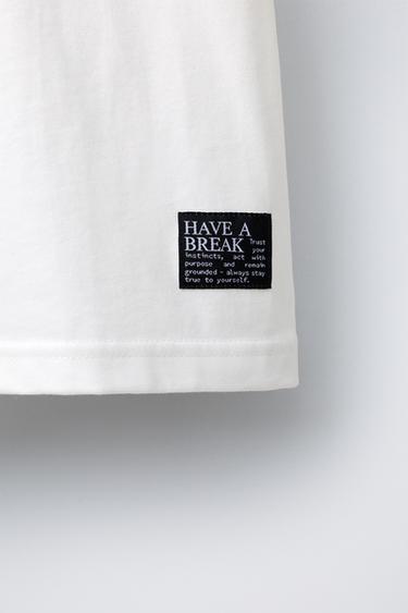 T-SHIRT IMPRIMÉ GRAFFITI - Blanc de Zara - Image 3