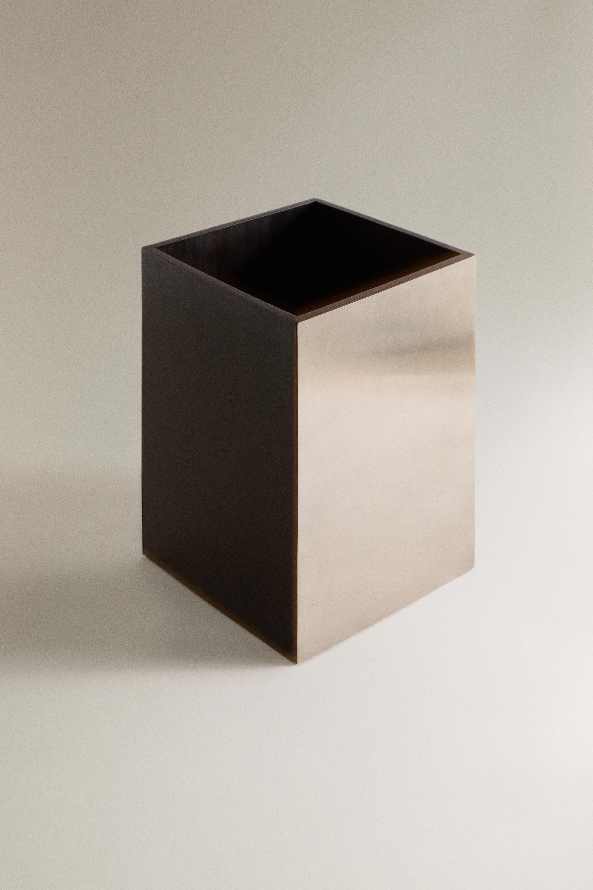 RECTANGULAR METAL BIN — Brown