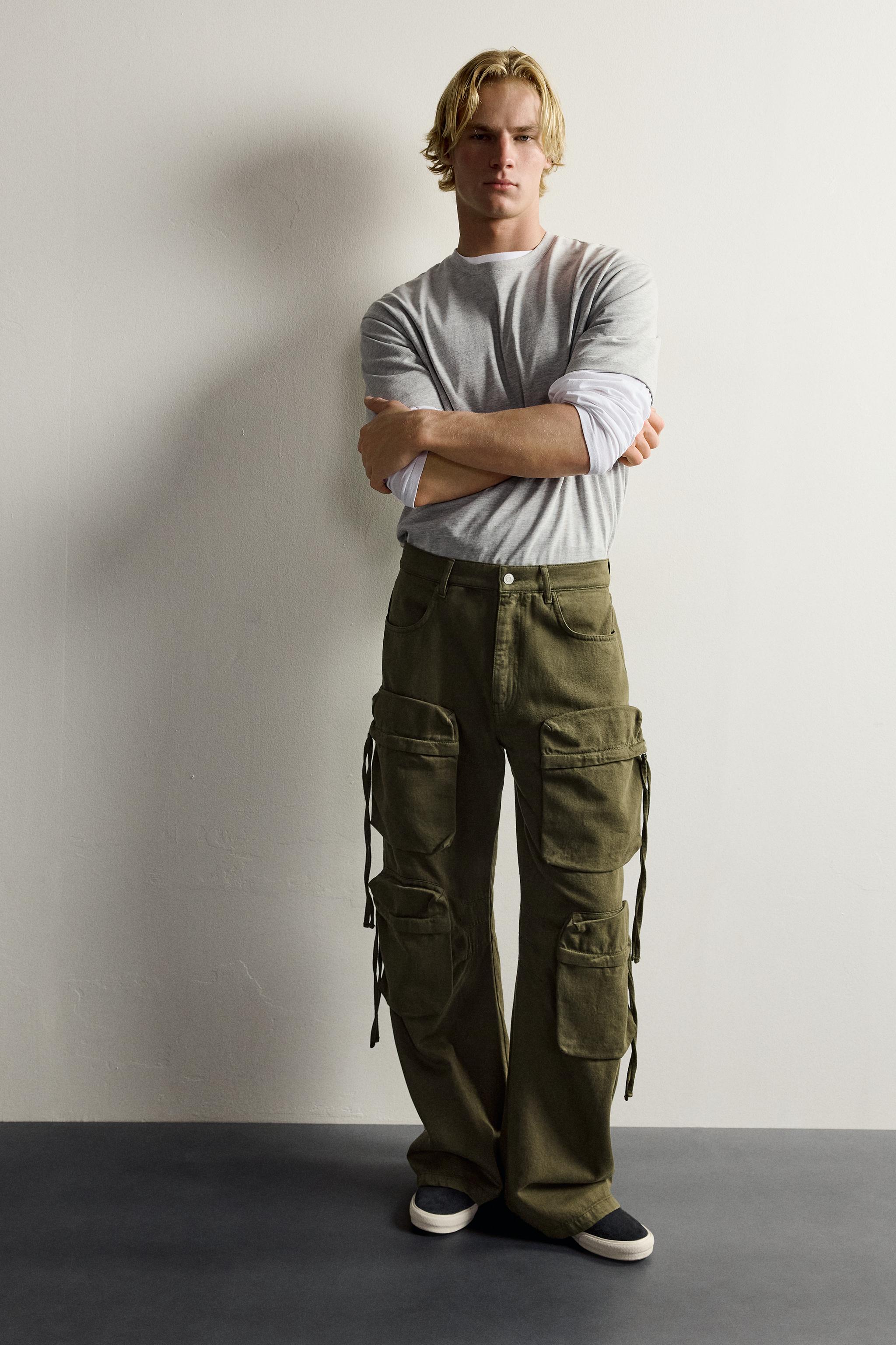RELAXED FIT CARGO PANTS