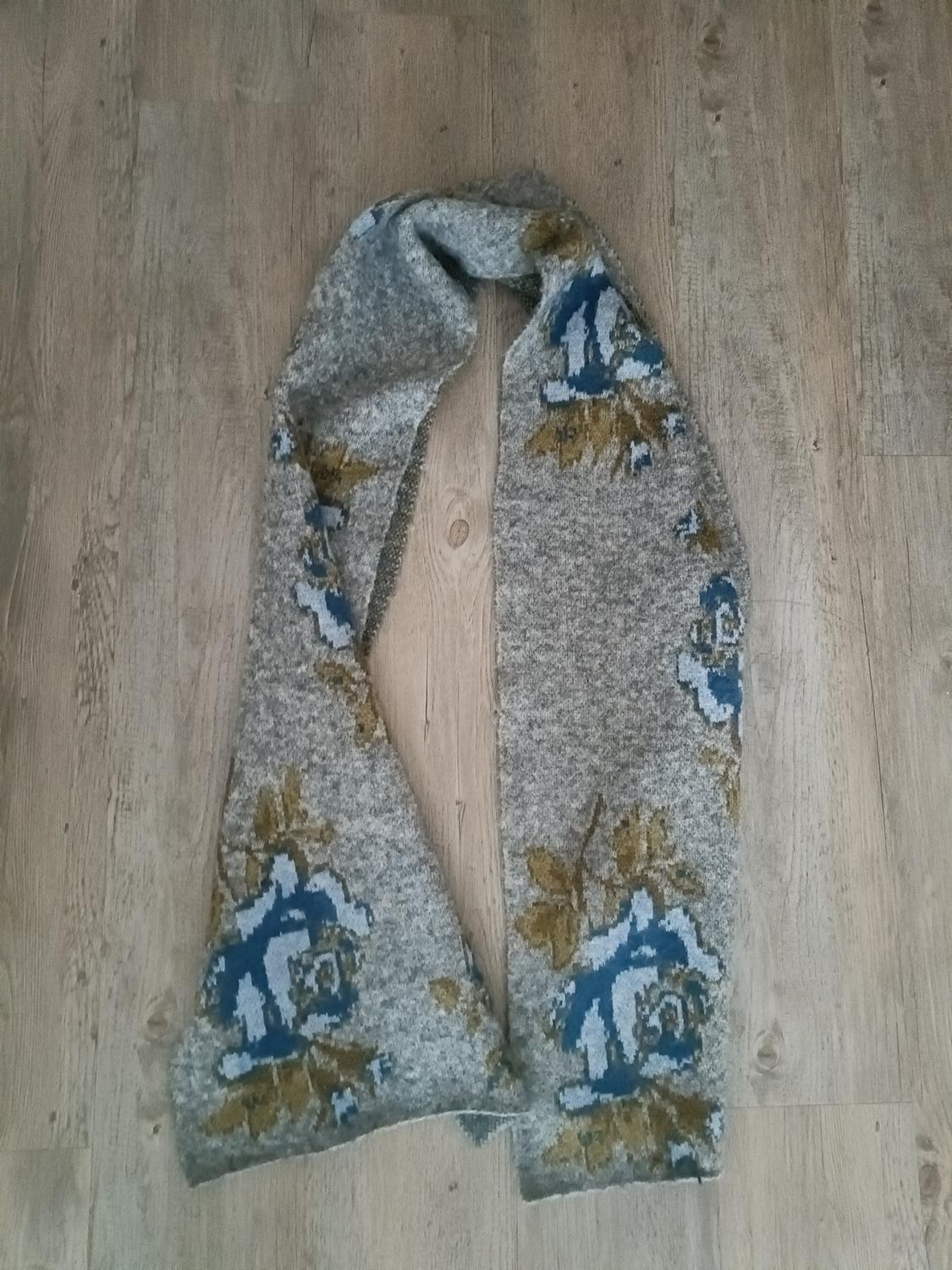 FLORAL KNIT SCARF - Image 4