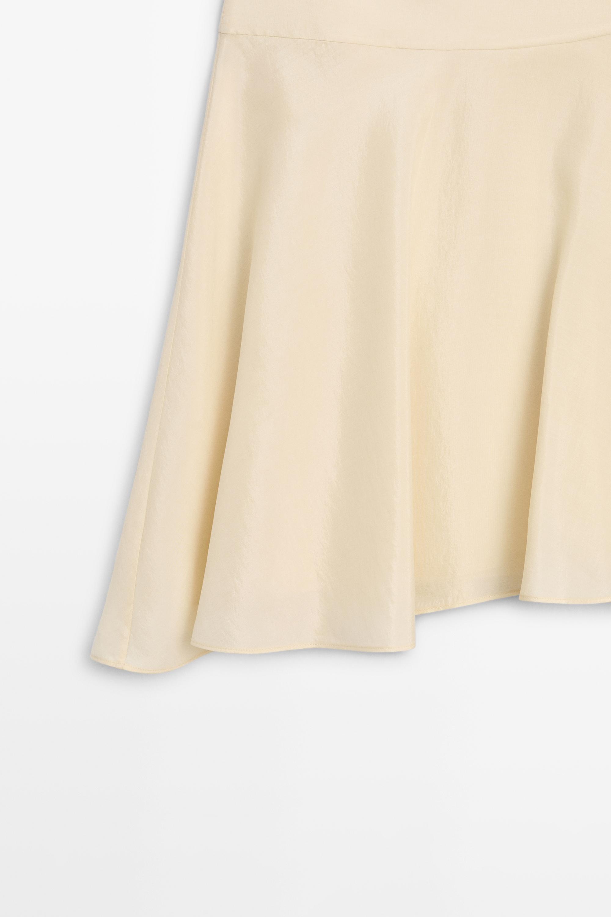 Jupe midi fluide asymétrique