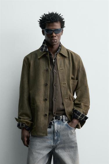CAZADORA PIEL ANTE EFECTO VINTAGE - Verde gris de Zara