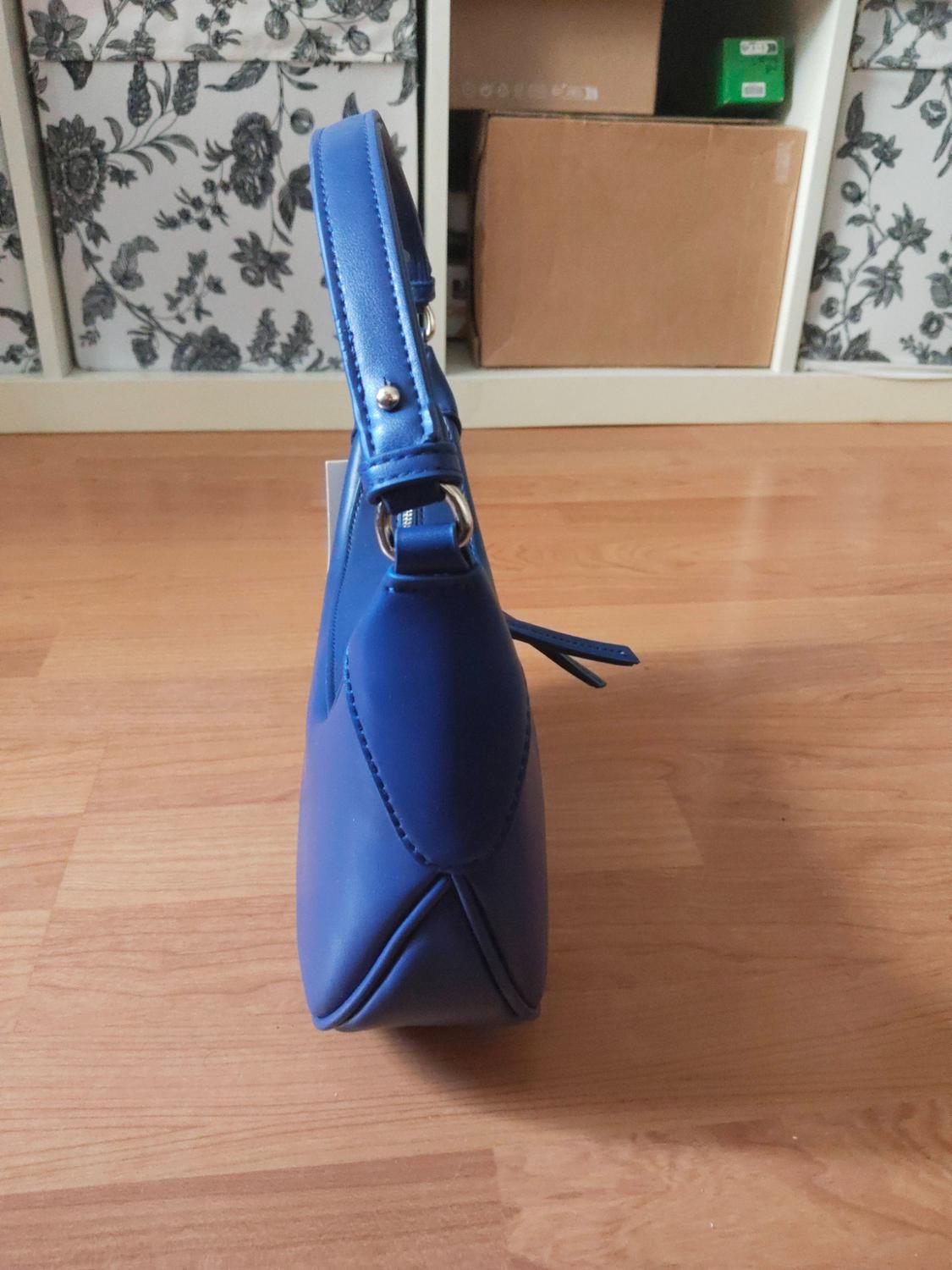 OVAL SHOULDER BAG - Image 4