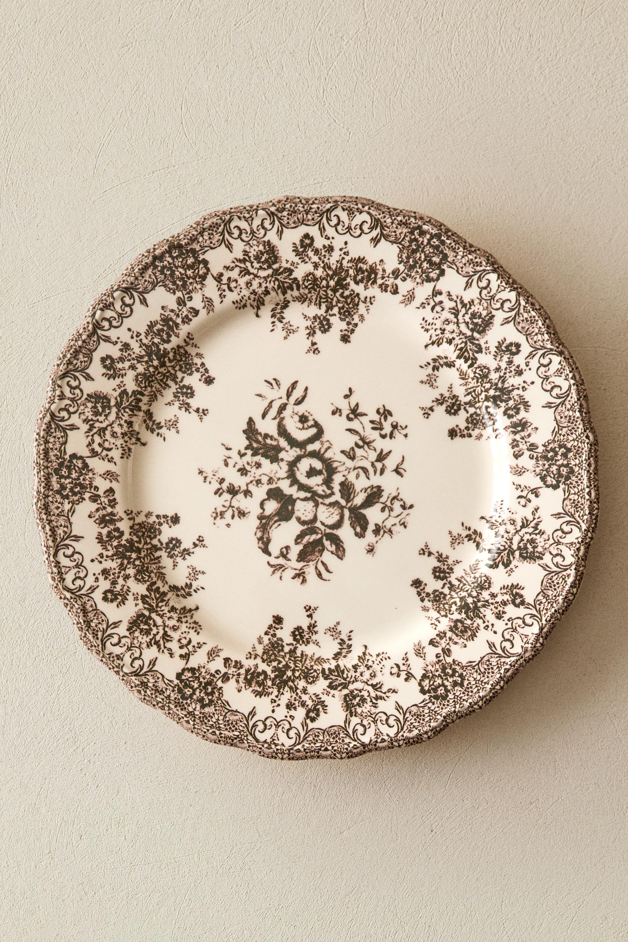 FLORAL EARTHENWARE DINNER PLATE Dark olive ZARA UAE Dubai