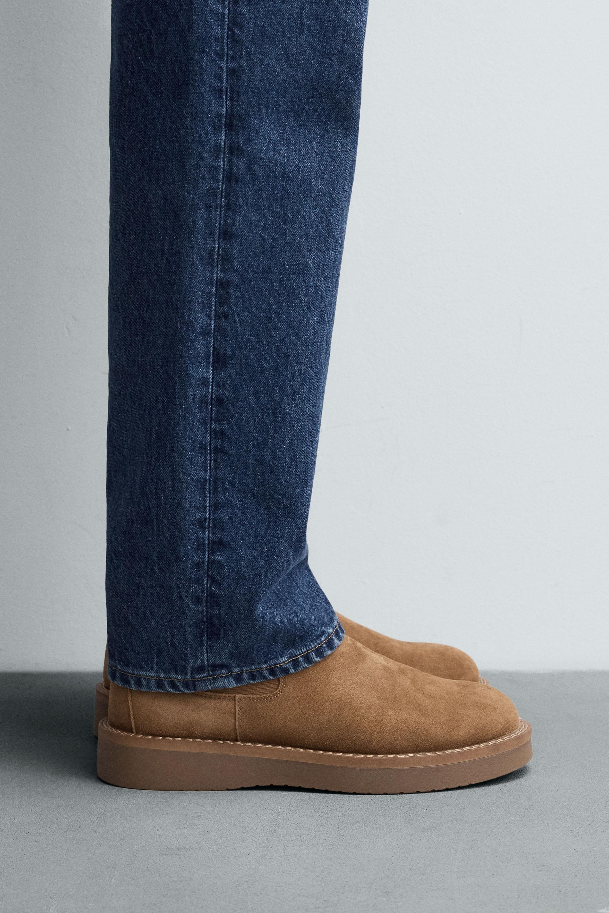 ZARA レザーチェルシーブーツ　ベージュ サイドゴアブーツ org.jpg