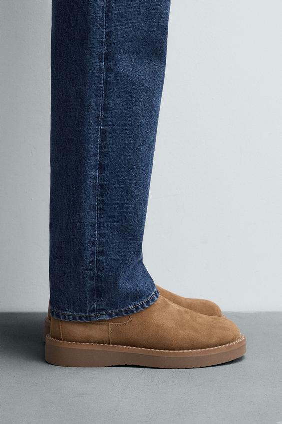 LEATHER CHELSEA BOOTS