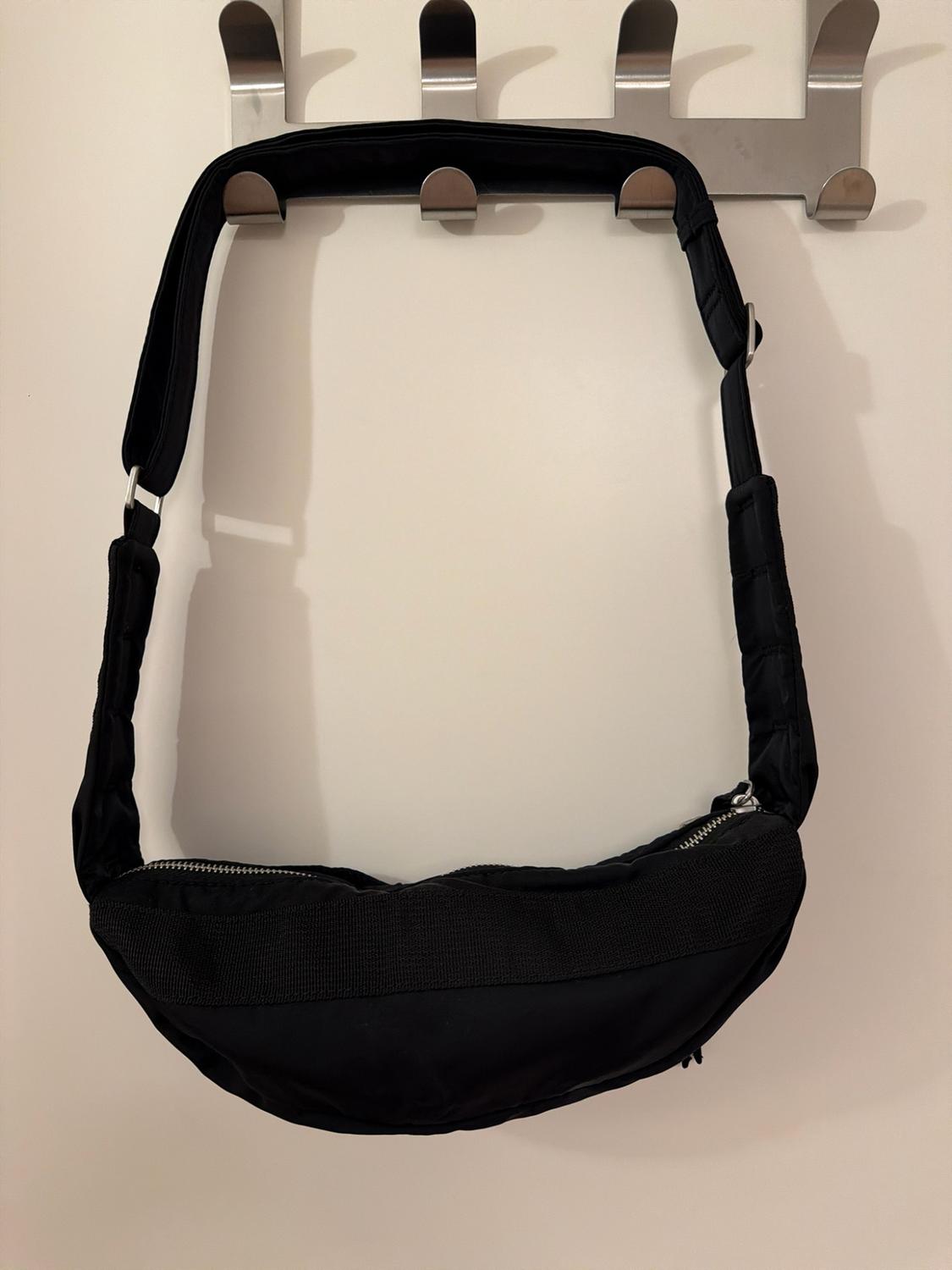 MULTI-POCKET TECHNICAL CROSSBODY BAG - Image 2