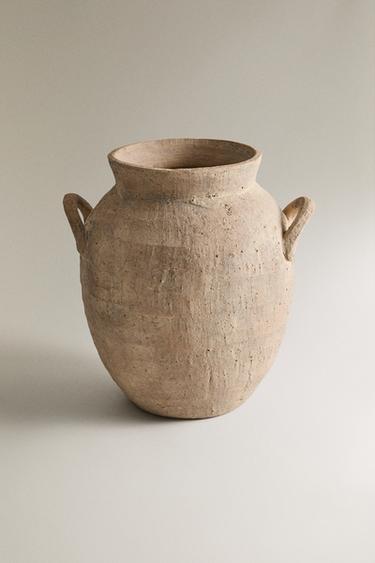 DECORATIVE OVAL CERAMIC VASE - Ecru / Beige by Zara