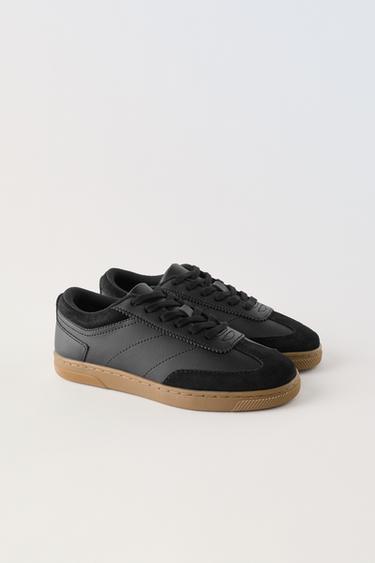 BAMBA PIEL RETRO - Negro de Zara
