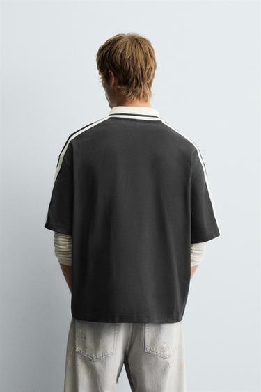 POLO IMPRIMÉ FOOT RÉTRO - Noir de Zara - Image 2