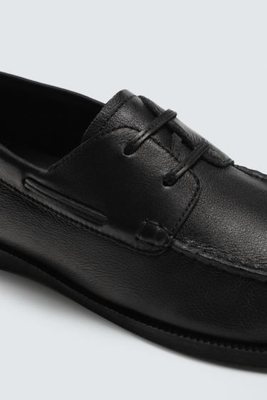 CHAUSSURES BATEAU EN CUIR - Noir de Zara - Image 5