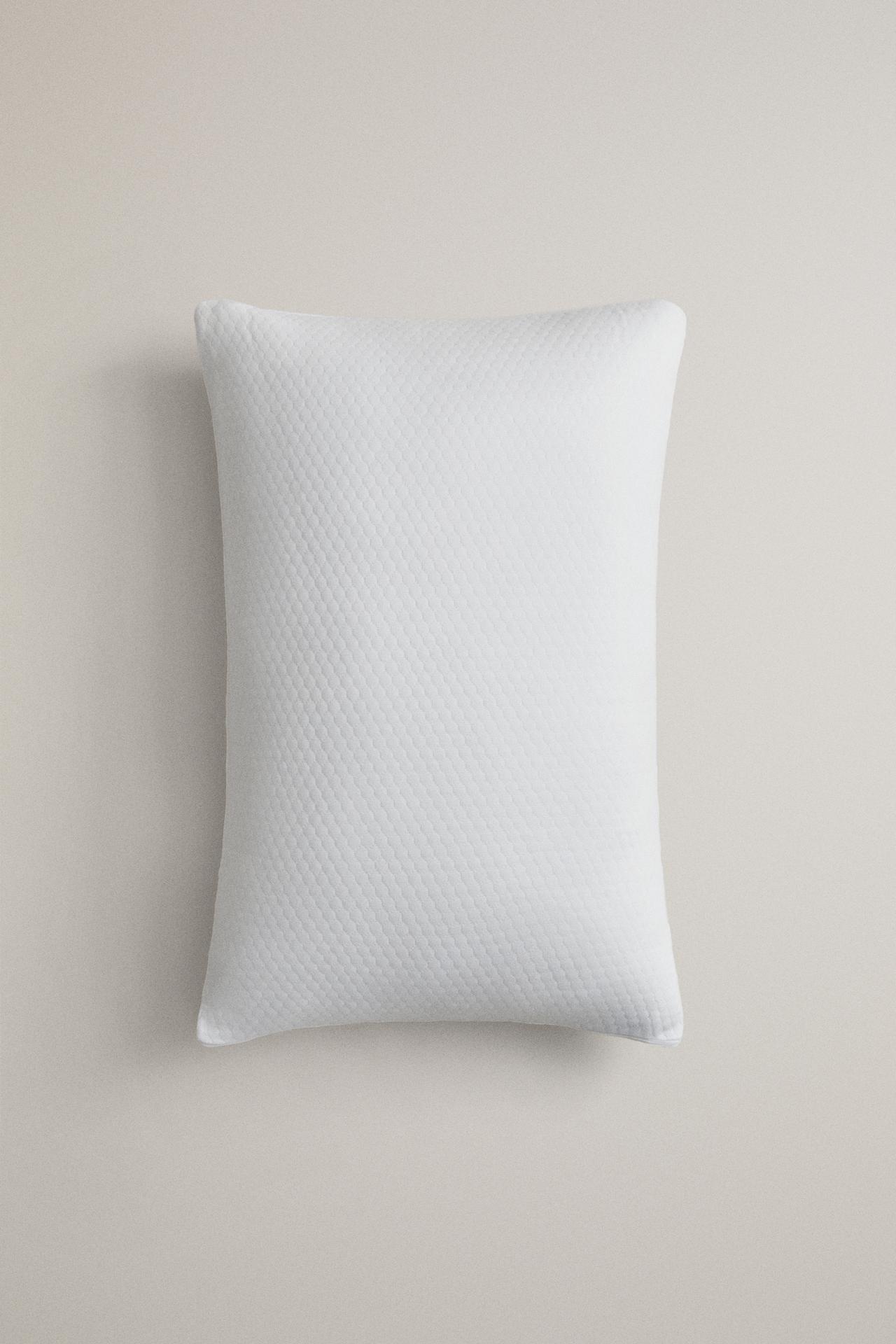 MEMORY FOAM FLAKES PILLOW — White