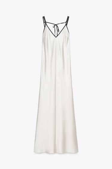 VESTIDO LARGO SATINADO - Crema de Zara