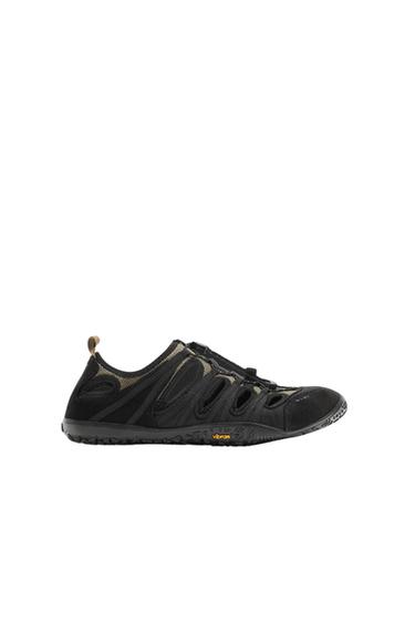 FUNKTIONSSANDALE X VIBRAM® - Schwarz von Zara