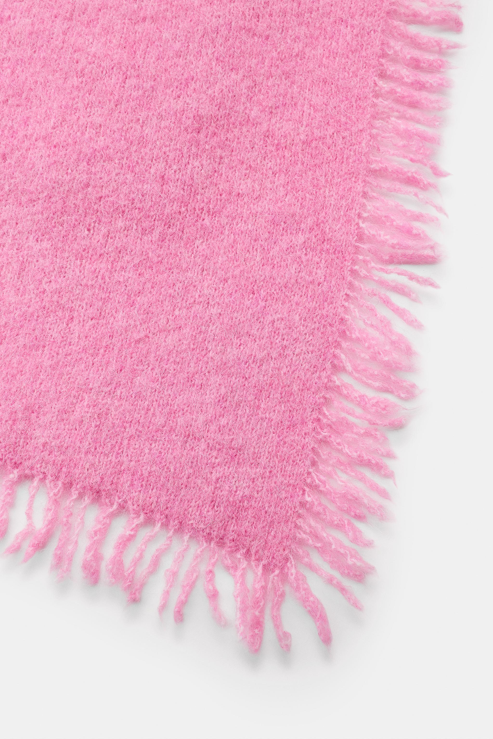 FRINGED KNIT SCARF