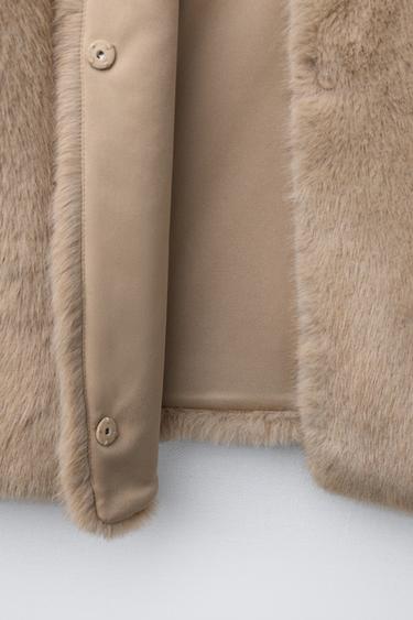GILET EN FAUSSE FOURRURE - Marron clair de Zara - Image 5