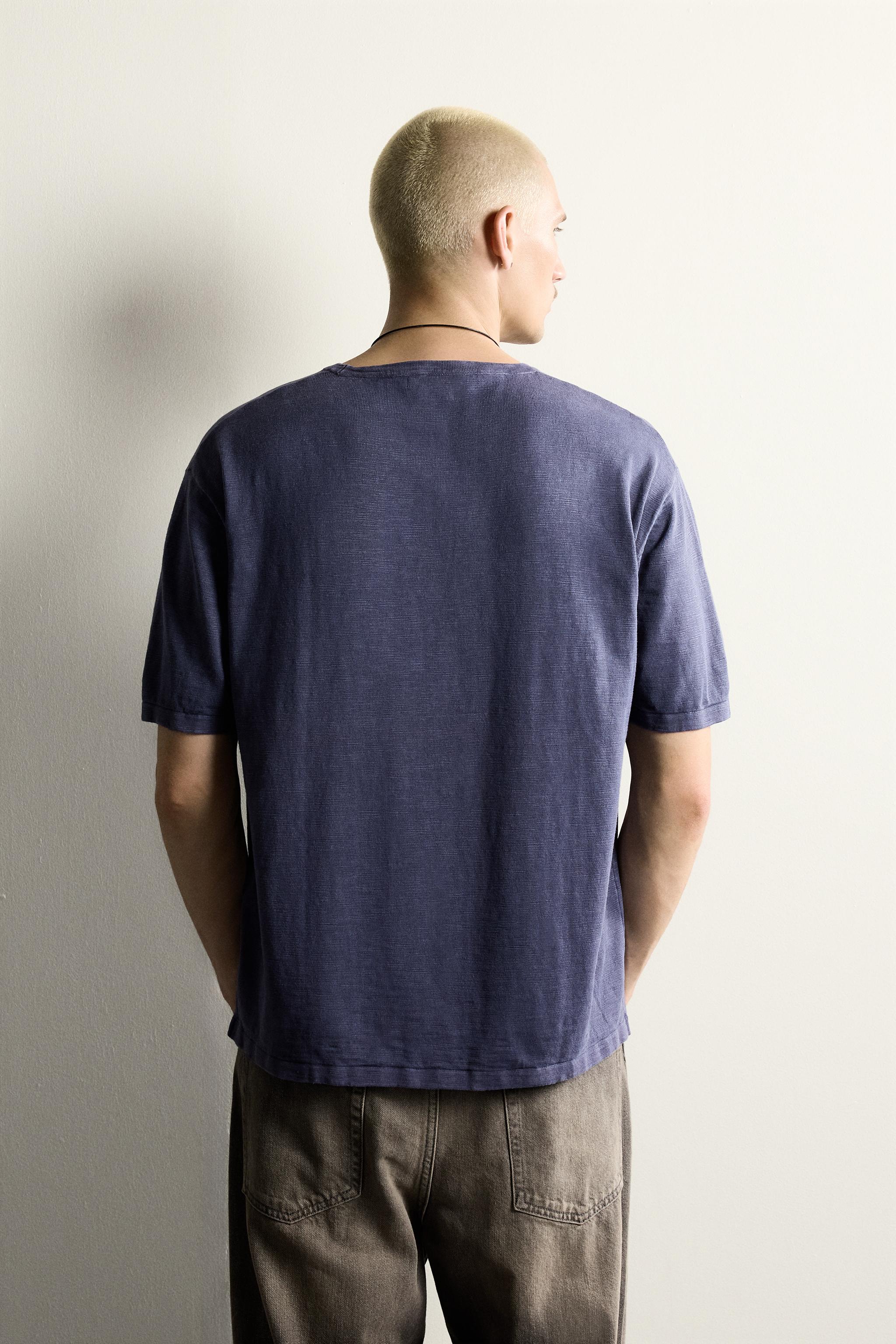 TEXTURED KNIT T-SHIRT