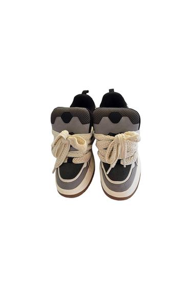 ZAPATILLAS CORDONES