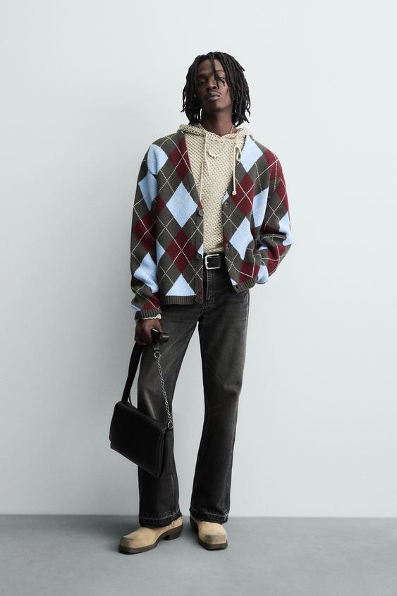 TEXTURED ARGYLE CARDIGAN