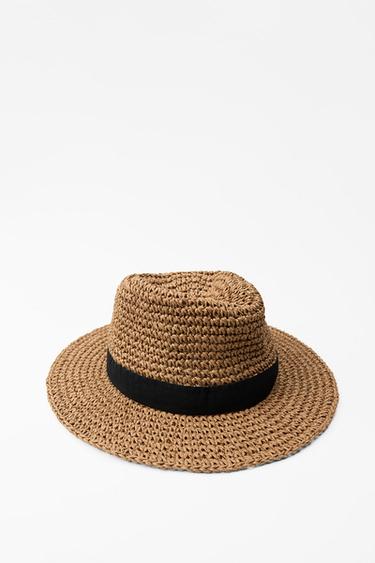 HAT WITH CONTRAST BAND - Light brown by Zara