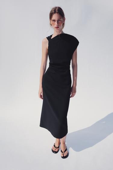 VESTIDO MIDI DRAPEADO - Negro de Zara
