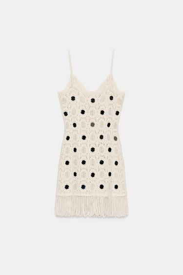 ROBE EN MAILLE À MIROIRS ET FRANGES - Écru de Zara - Image 5