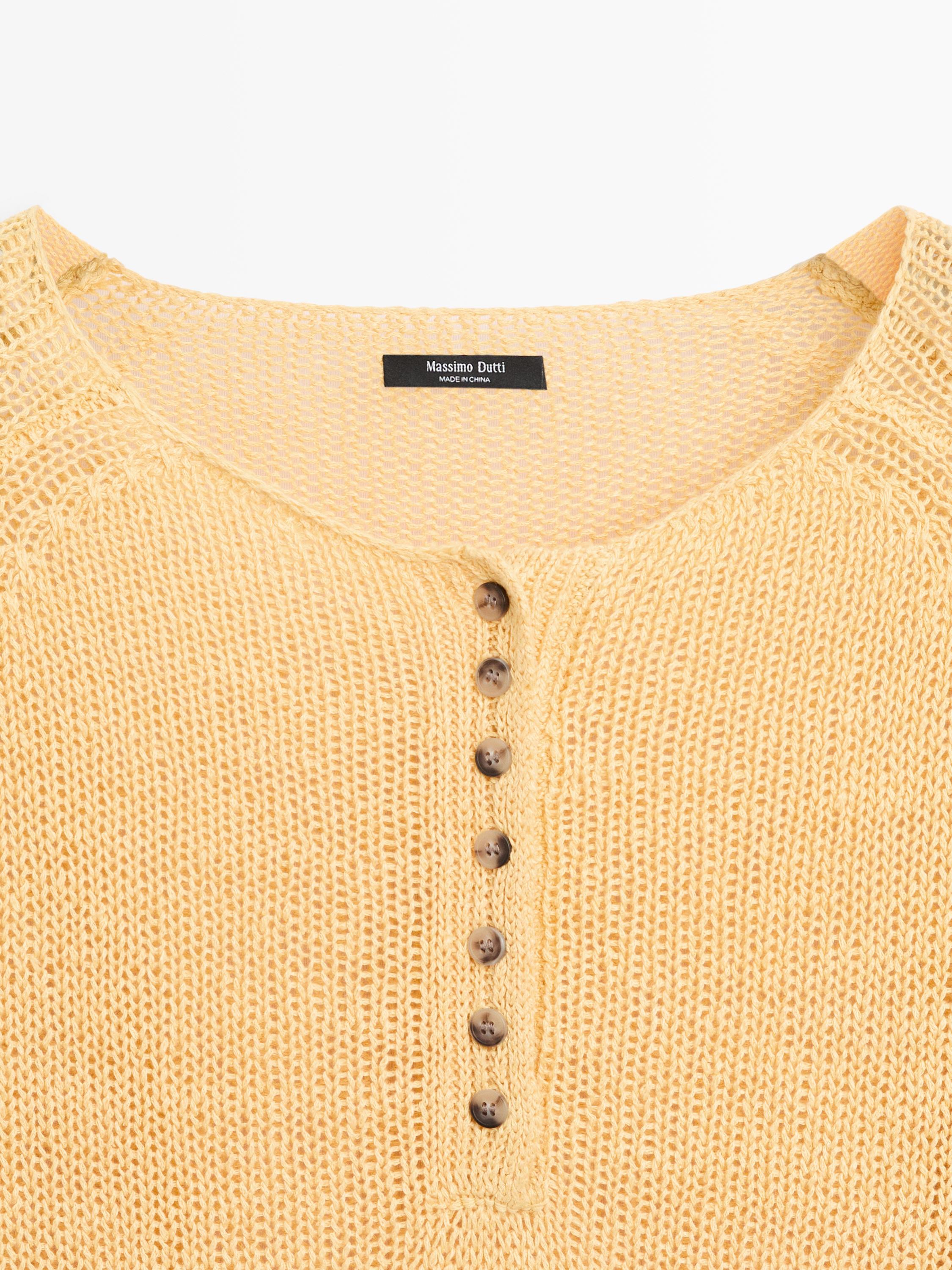 100% linen knit sweater with collar detail